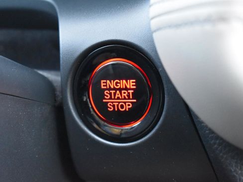 Used 2024 Honda HR-V EX-L image 9