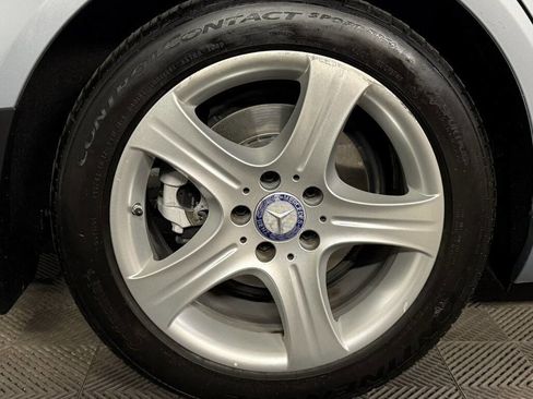 Used 2014 Mercedes-Benz E 350 E 350 Luxury 4MATIC AWD 4dr Se image 27