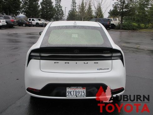 Certified 2024 Toyota Prius Prime image 6