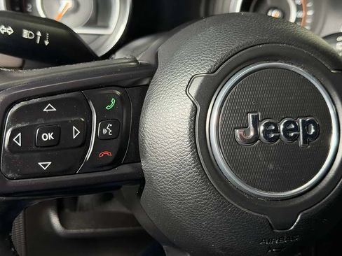 Used 2018 Jeep Wrangler Unlimited Sport S AWD/4WD image 27