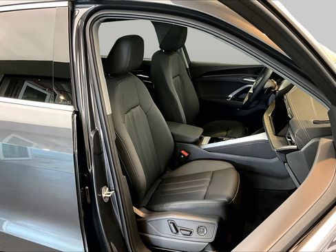Certified 2025 Audi Q5 Premium Plus AWD/4WD image 9