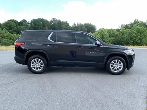 Used 2020 Chevrolet Traverse LS FWD image 8