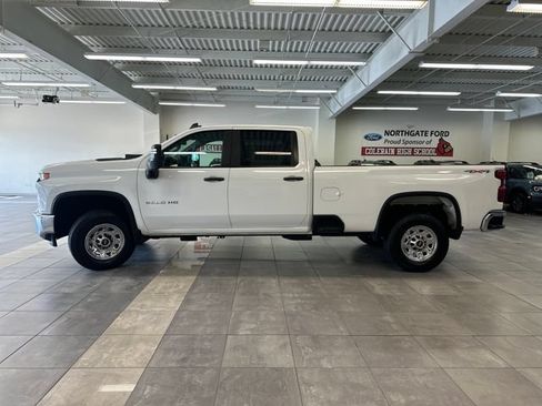 Used 2023 Chevrolet Silverado 3500 W/T w/ WT Convenience Package AWD/4WD image 15