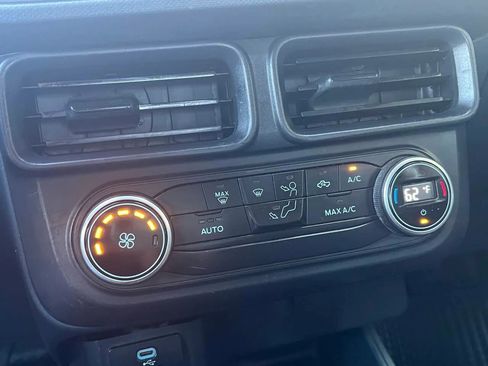 Used 2022 Ford Maverick XL image 29