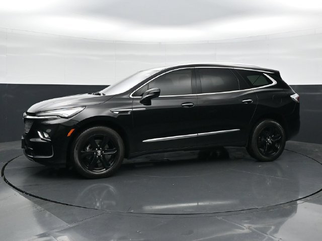 Used 2024 Buick Enclave Essence w/ Experience Buick Package FWD image 6