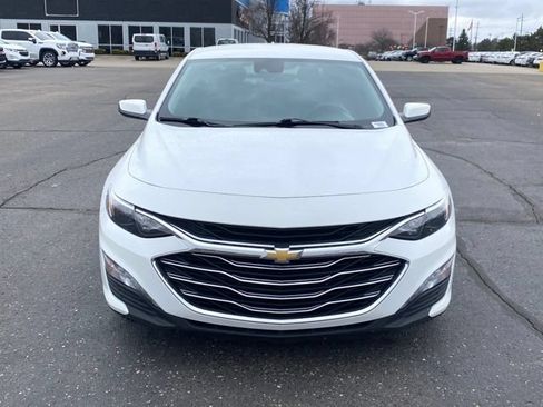 Certified 2023 Chevrolet Malibu LT FWD image 2