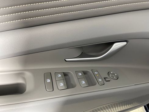 New 2026 Hyundai Elantra Sport FWD image 18