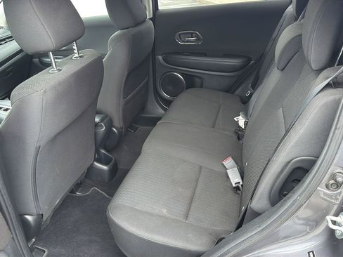 Used 2017 Honda HR-V EX image 8