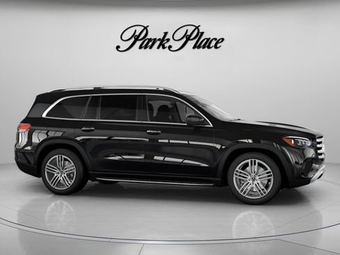 New 2026 Mercedes-Benz GLS 450 4MATIC image 29
