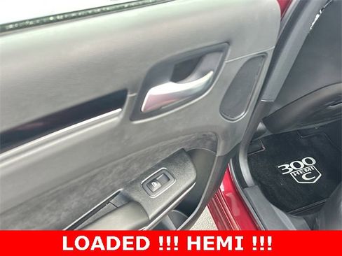 Used 2023 Chrysler 300 C image 15