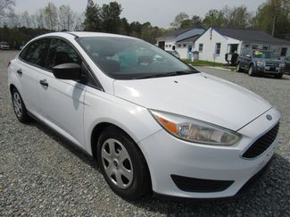 Used 2016 Ford Focus S image 1