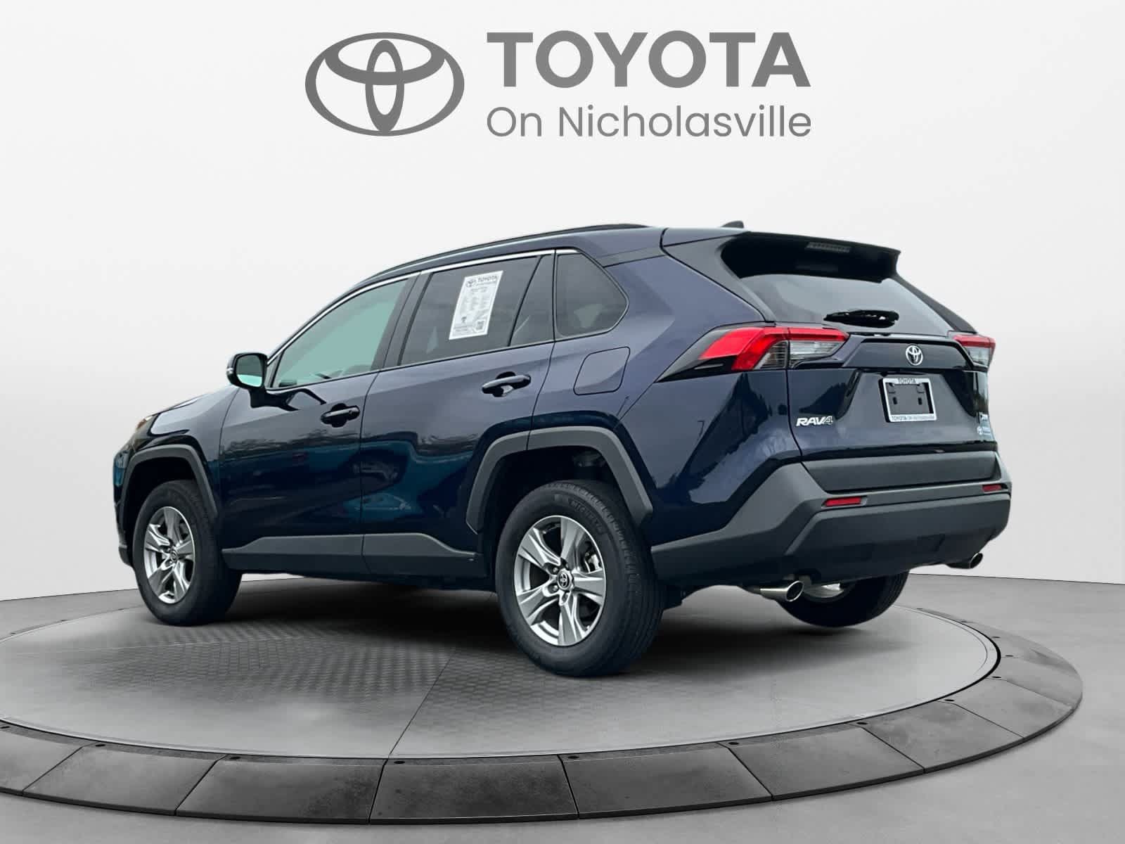 Used 2025 Toyota RAV4 XLE FWD image 3