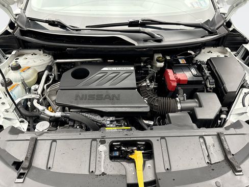 Used 2023 Nissan Rogue SV image 26