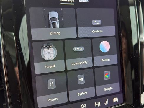 Used 2023 Volvo XC60 B5 Ultimate image 29