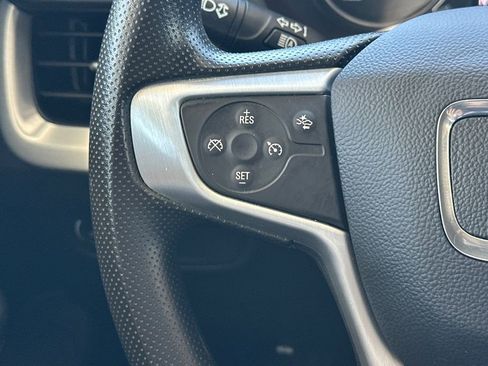 Used 2022 GMC Terrain SLE w/ LPO, Floor Liner Package image 33