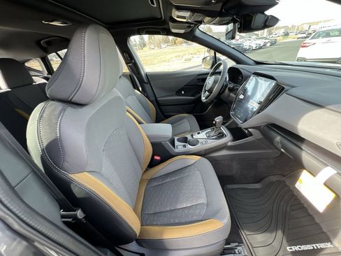 Certified 2025 Subaru Crosstrek 2.5i Sport w/ Crosstrek Mirror Package image 27