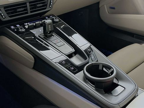 Certified 2025 Porsche 911 Carrera image 20