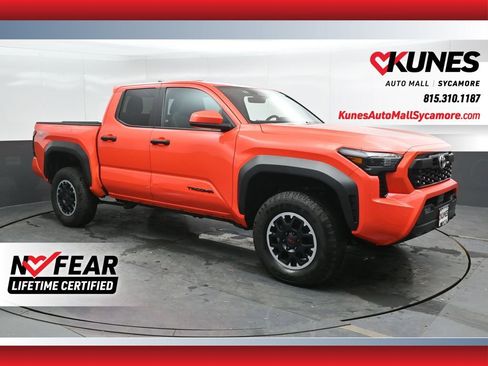 Used 2024 Toyota Tacoma TRD Off-Road image 1