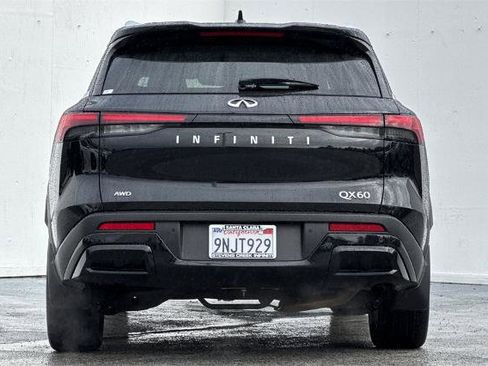 Certified 2024 INFINITI QX60 Luxe image 5