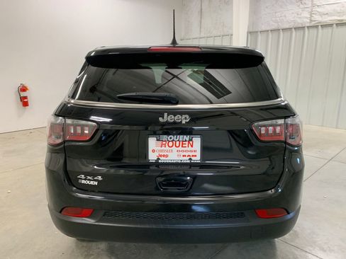 Used 2025 Jeep Compass Sport AWD/4WD image 22