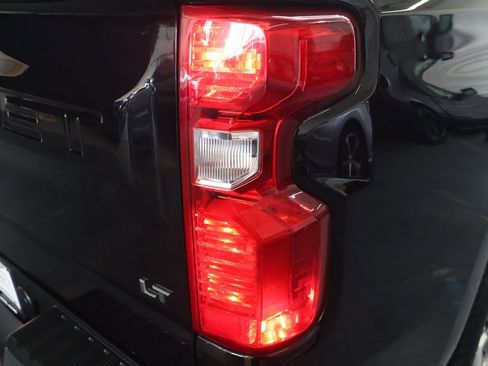 Used 2022 Chevrolet Silverado 1500 LT image 30