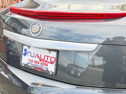 Used 2013 Cadillac XTS Premium image 88