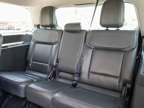 Certified 2025 Ford Expedition Active AWD/4WD image 22