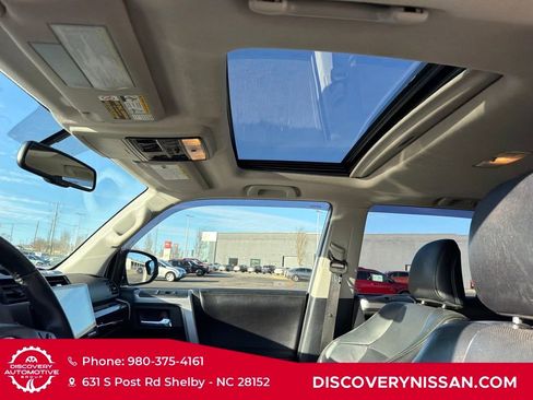 Used 2015 Toyota 4Runner Limited image 28