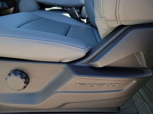 New 2026 Ford F250 XL w/ FX4 Off-Road Package image 20