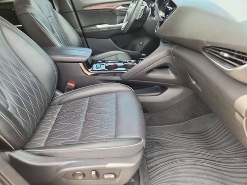 Used 2022 Buick Envision Avenir w/ Technology Package II FWD image 29