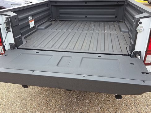 New 2026 Honda Ridgeline Black Edition image 7