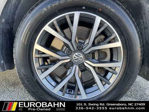 Used 2018 Volkswagen Tiguan SE image 32