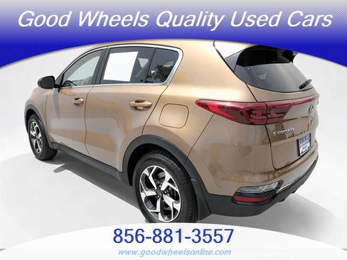 Used 2020 Kia Sportage LX FWD image 7