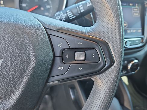 Used 2023 Chevrolet TrailBlazer LT w/ Convenience Package image 19