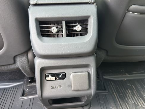 Certified 2025 Cadillac Optiq Sport 2 w/ LPO, Floor Liner Package AWD/4WD image 25