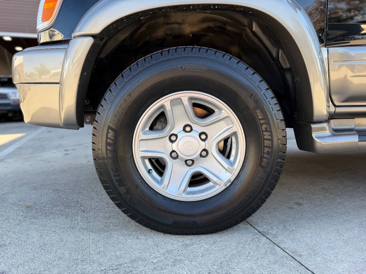 Used 1999 Toyota 4Runner Limited w/ Upgrade Value Pkg 5 RWD image 26