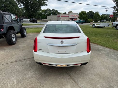Used 2013 Cadillac XTS Luxury w/ Driver Awareness Package FWD image 3