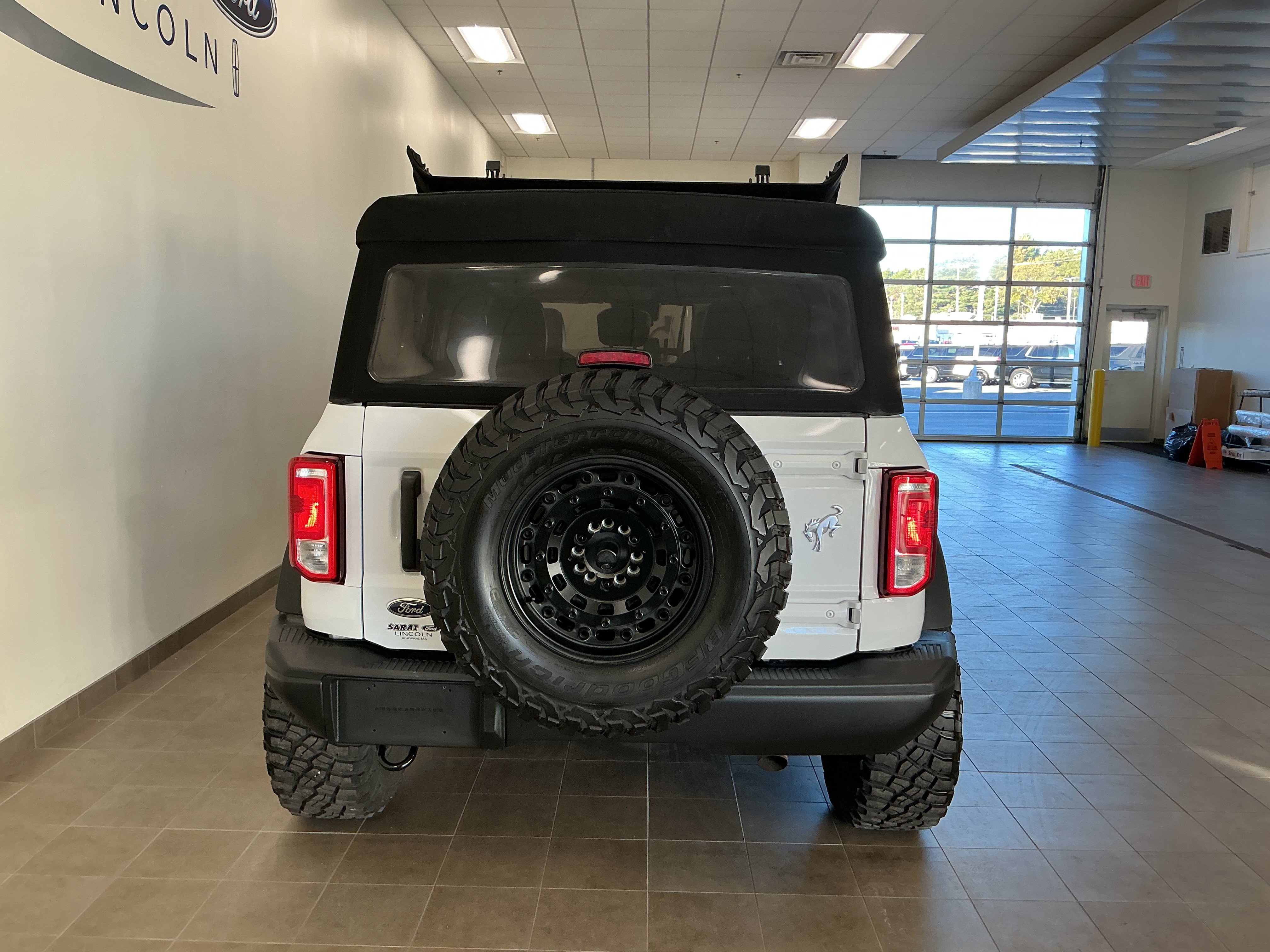 Used 2023 Ford Bronco Black Diamond AWD/4WD image 7