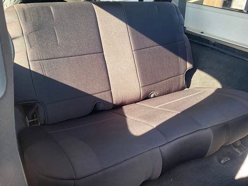 Used 2004 Jeep Wrangler 4WD image 13
