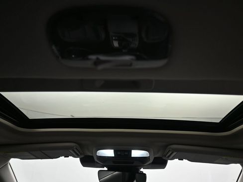 Used 2024 Subaru Crosstrek 2.5i Limited w/ Crosstrek Mirror Package AWD/4WD image 36