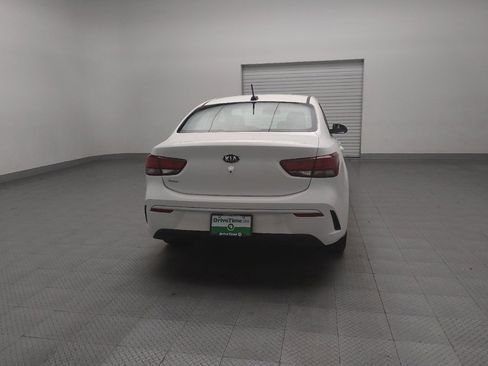 Used 2021 Kia Rio LX image 7
