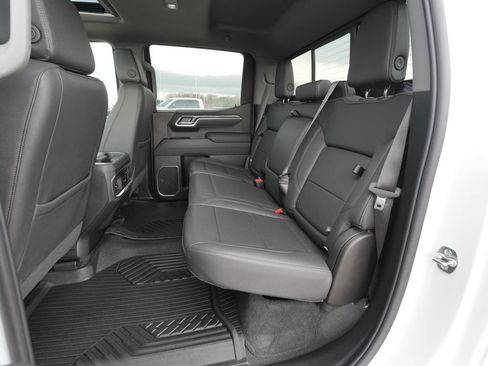 Used 2025 Chevrolet Silverado 1500 LTZ AWD/4WD image 19