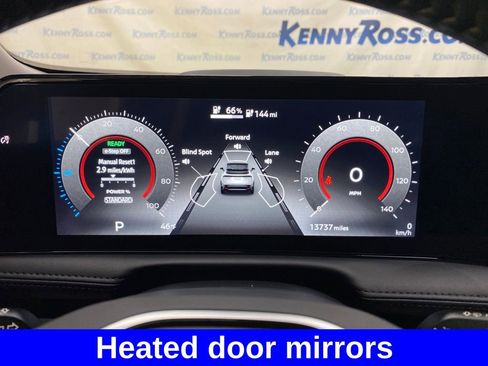 Used 2023 Nissan Ariya AWD image 16