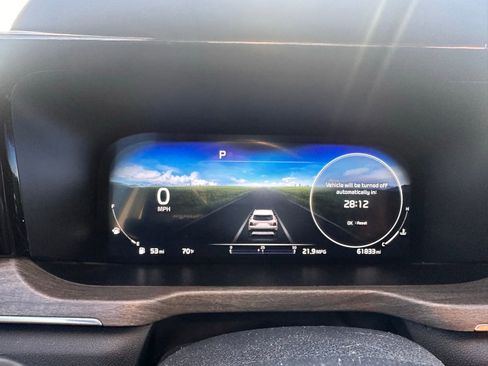 Used 2023 Kia Sorento SX Prestige image 11