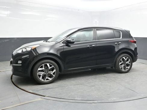 Used 2020 Kia Sportage EX FWD image 3