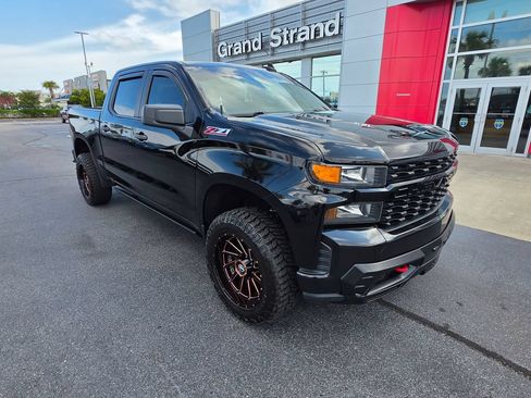 Used 2021 Chevrolet Silverado 1500 Custom Trail Boss AWD/4WD image 5