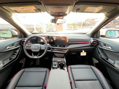 New 2026 Chevrolet Equinox RS w/ Convenience Package III image 10