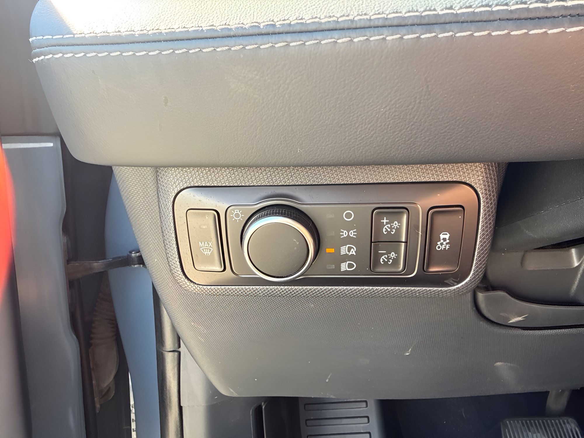 Used 2023 Ford Mustang Mach-E Premium AWD/4WD image 25