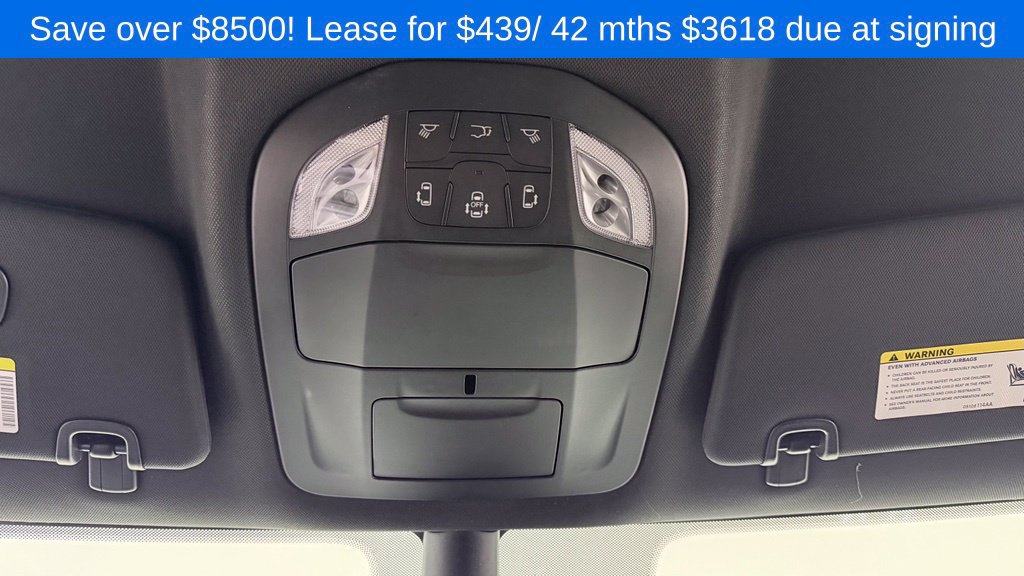 New 2027 Chrysler Pacifica Select AWD/4WD image 23