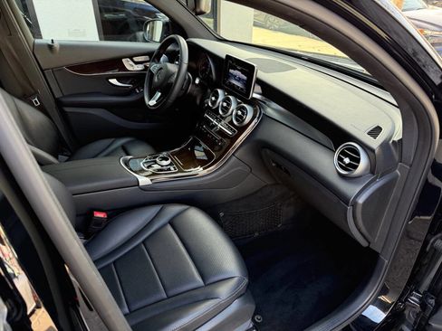 Used 2019 Mercedes-Benz GLC 300 4MATIC Coupe image 28